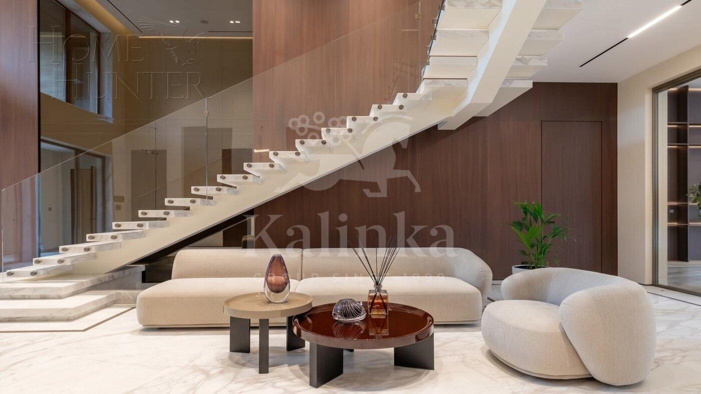 2-этажный коттедж 1 150 м² с отделкой