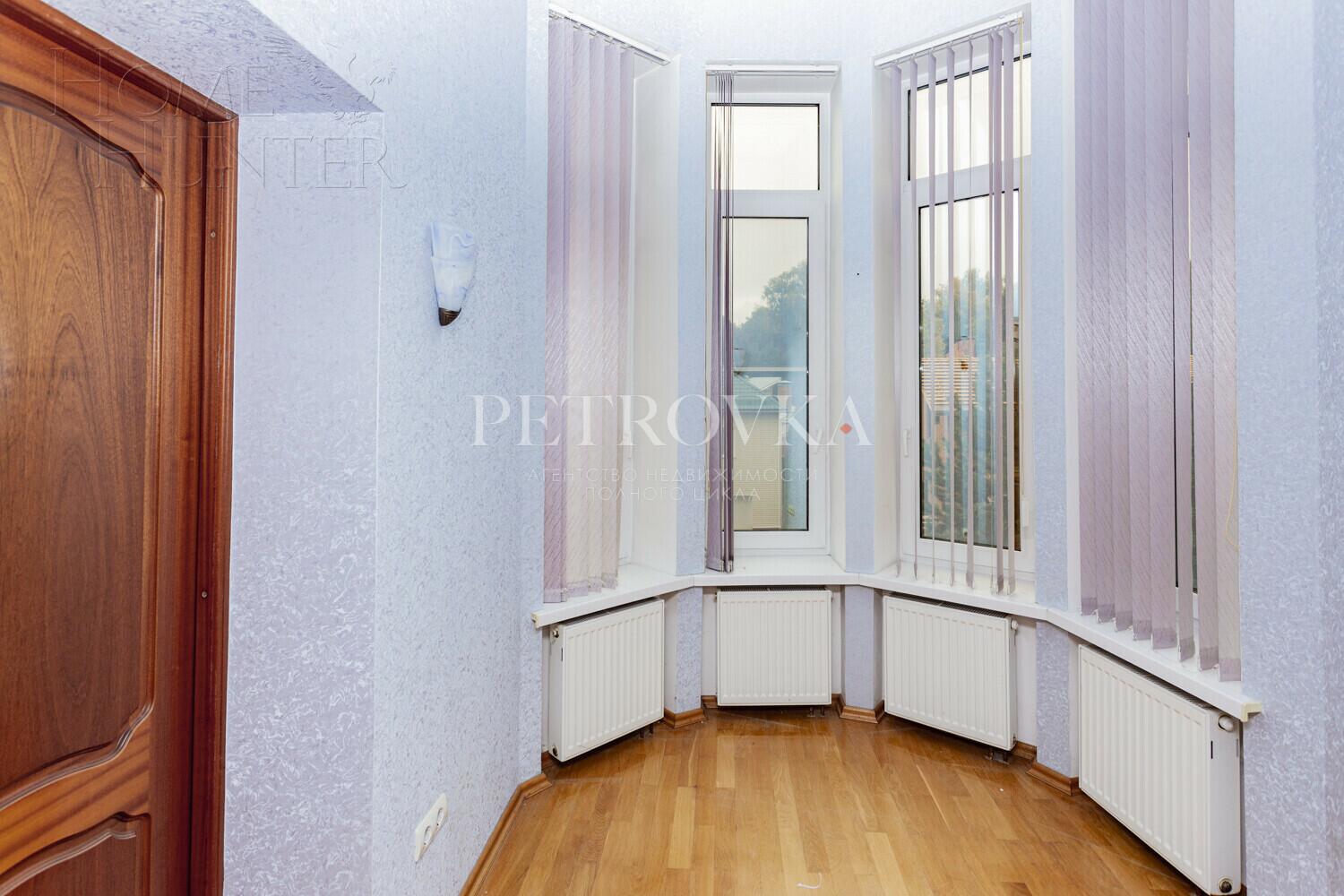 1-этажный коттедж 569.6 м² с отделкой