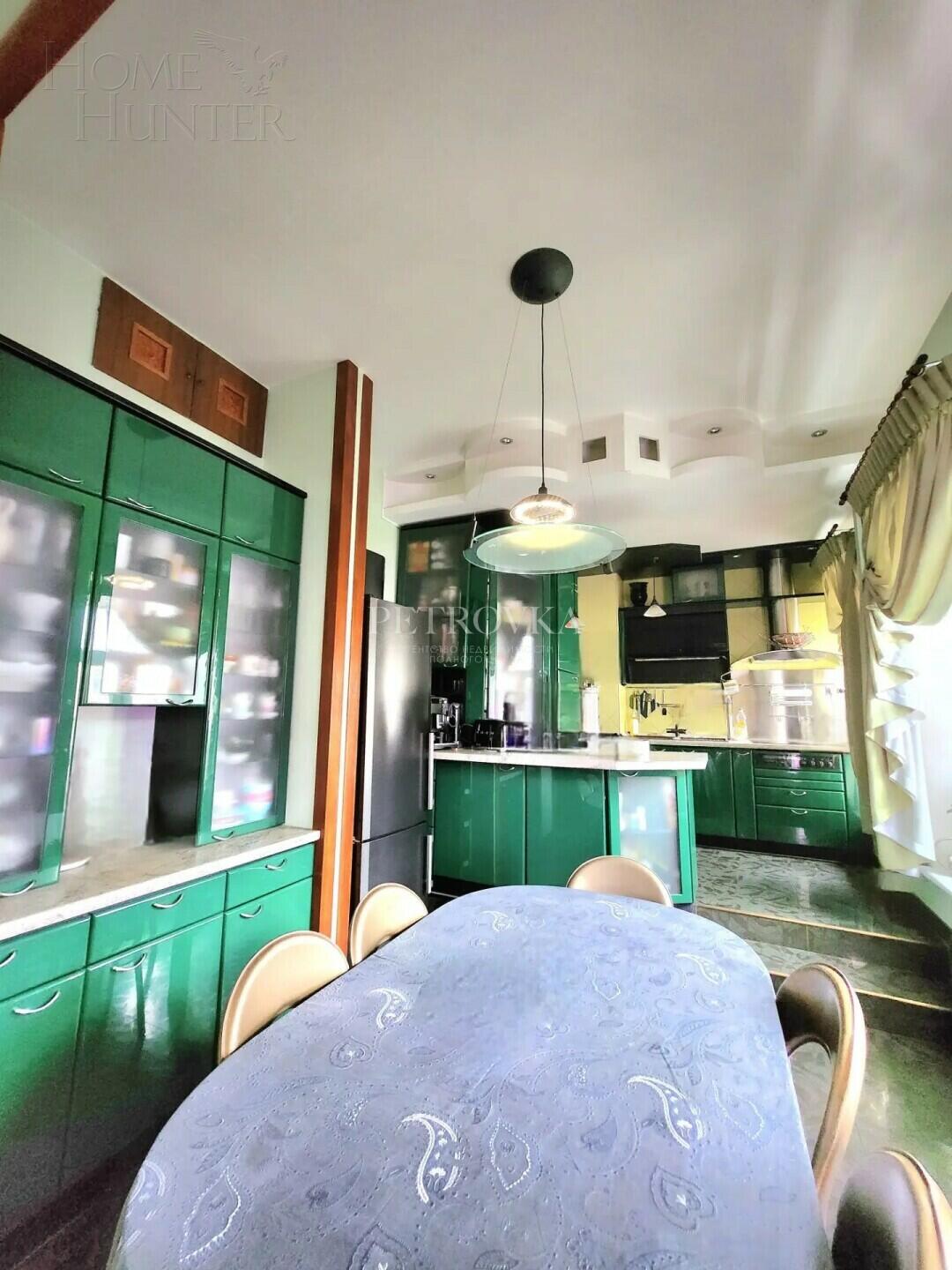 3-КОМН. КВАРТИРА С ОТДЕЛКОЙ 90 М² НА 4 ЭТАЖЕ