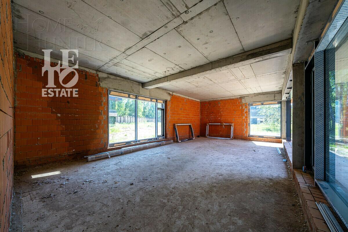1-этажный коттедж 640 м² без отделки