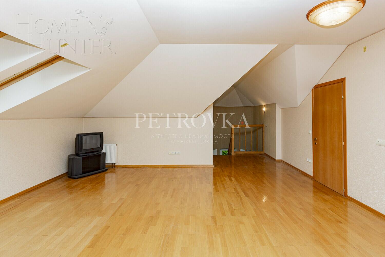 1-этажный коттедж 569.6 м² с отделкой