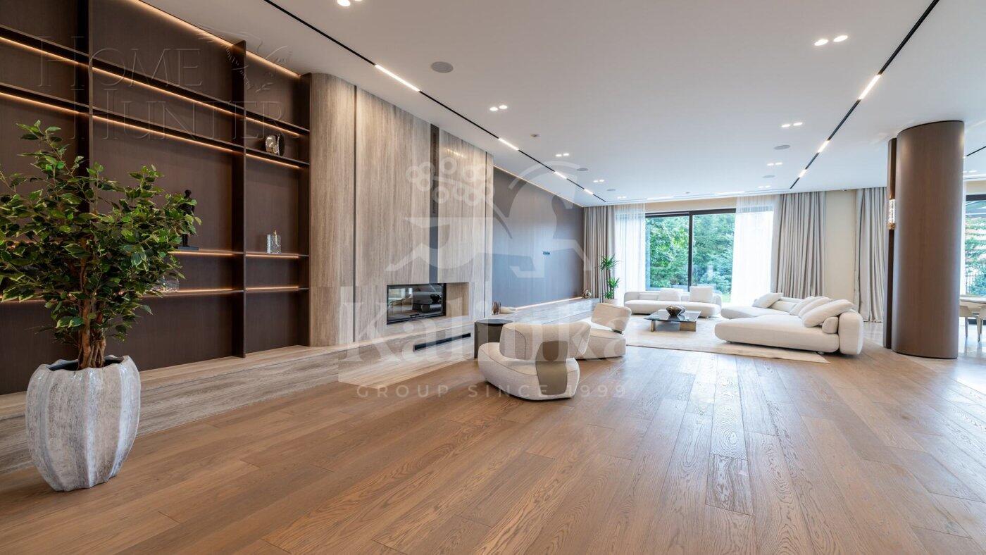 2-этажный коттедж 1 150 м² с отделкой