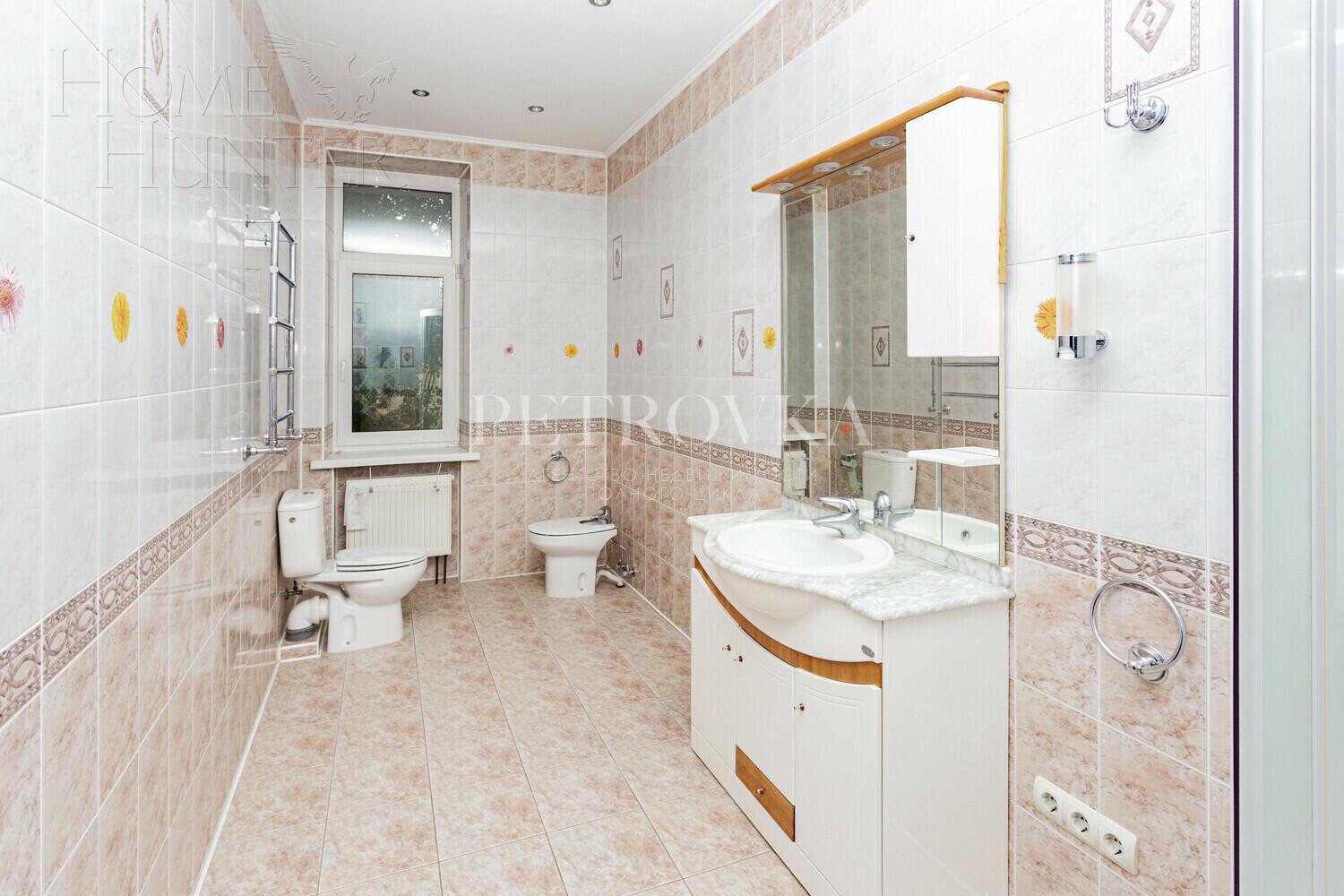 1-этажный коттедж 569.6 м² с отделкой