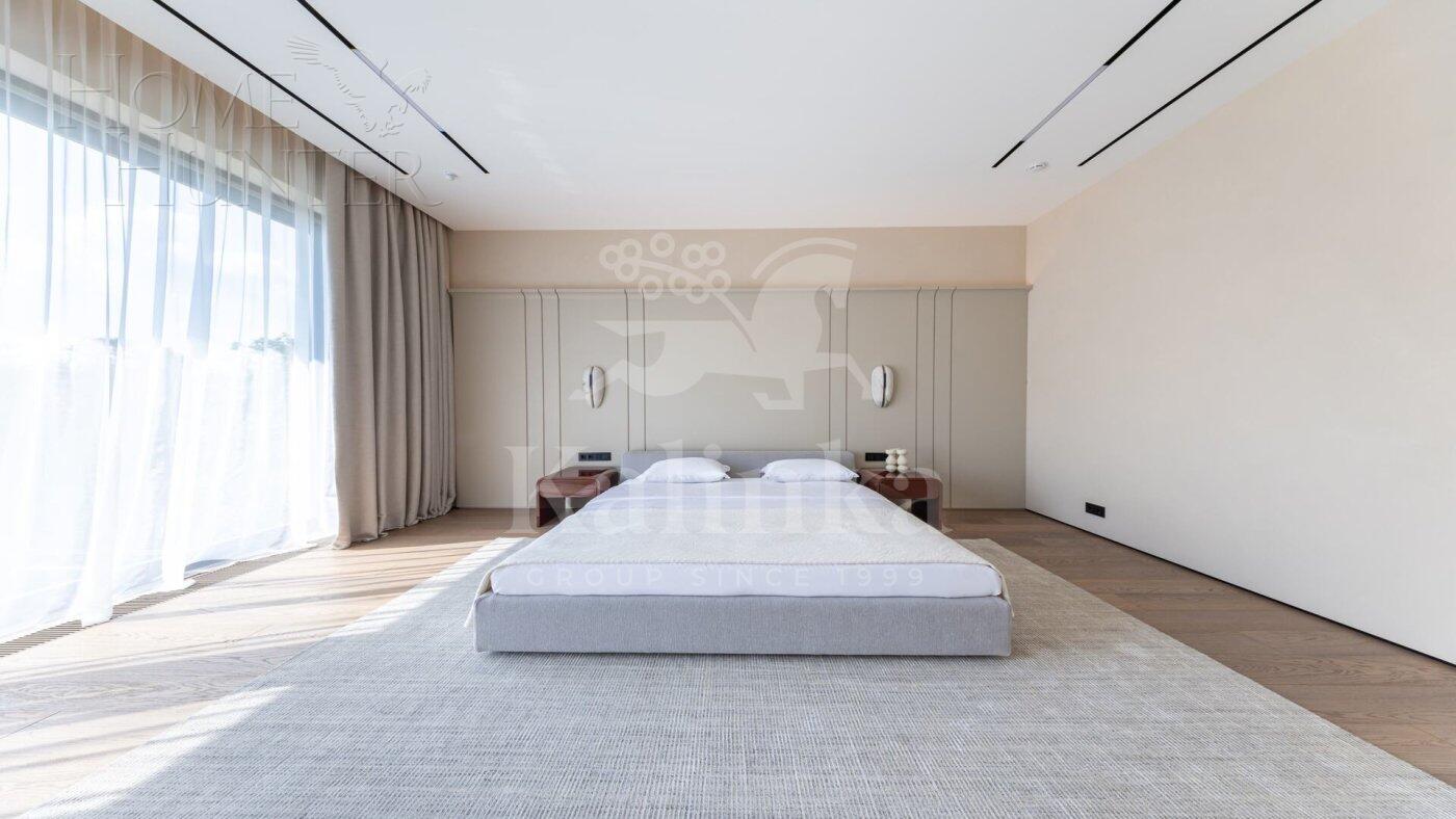 2-этажный коттедж 1 150 м² с отделкой