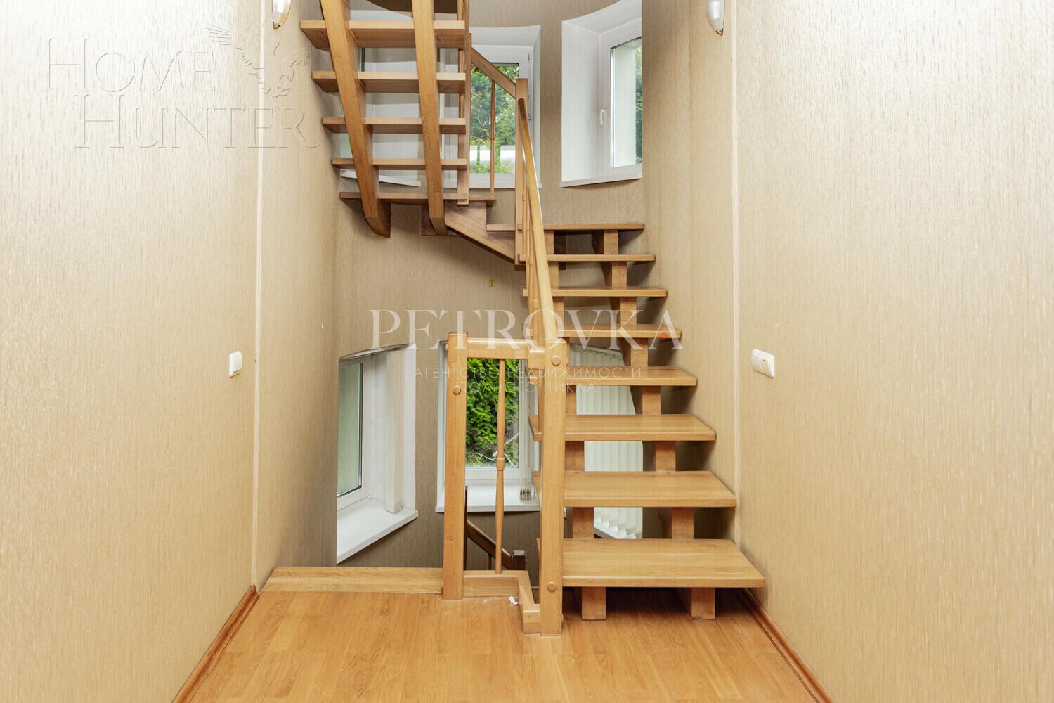 1-этажный коттедж 569.6 м² с отделкой