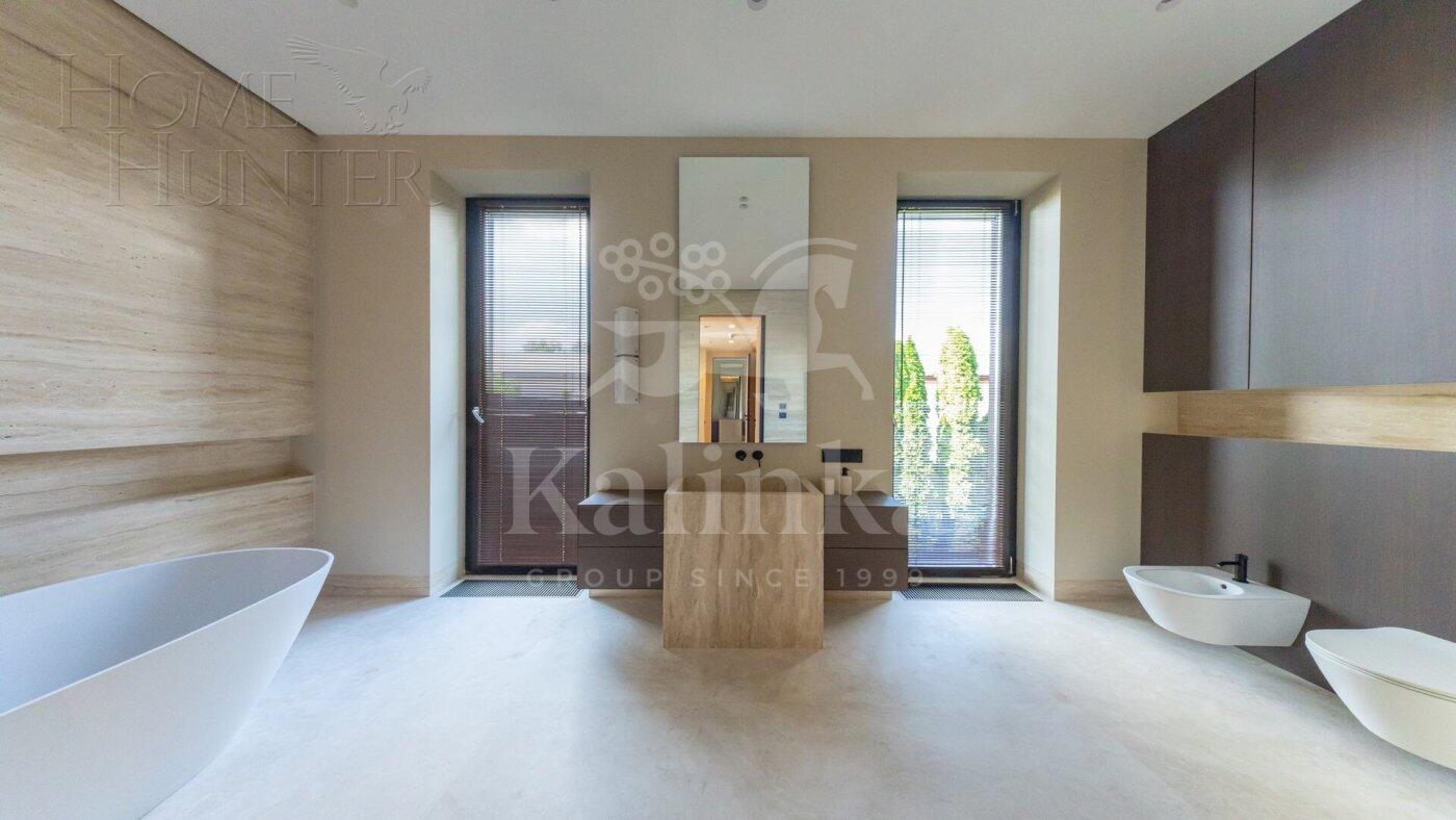 2-этажный коттедж 1 150 м² с отделкой