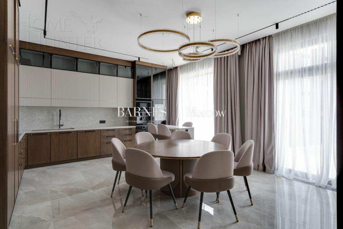 5-КОМН. КВАРТИРА С ОТДЕЛКОЙ 173 М² НА 4 ЭТАЖЕ