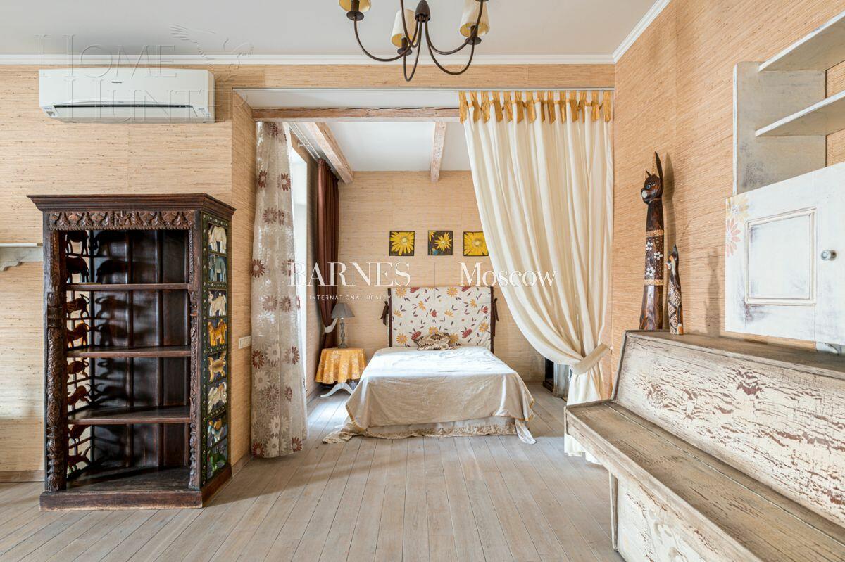 4-КОМН. КВАРТИРА С ОТДЕЛКОЙ 260 М² НА 24 ЭТАЖЕ
