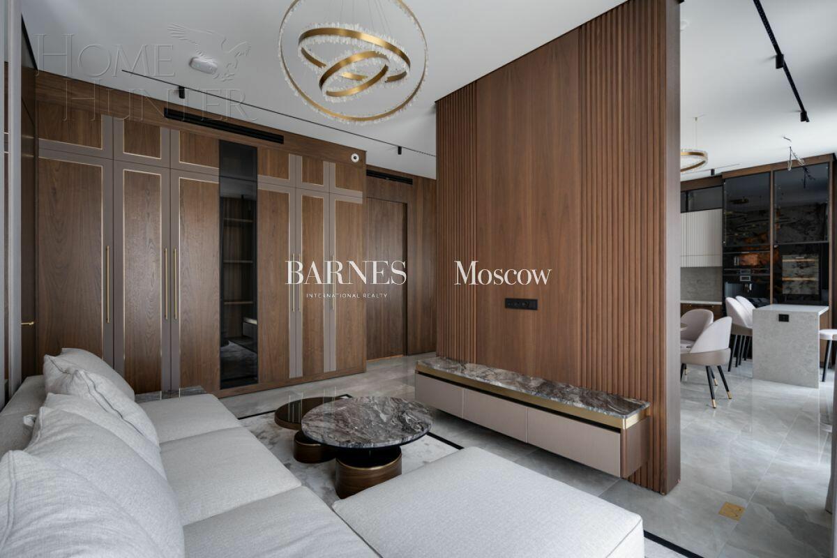 5-КОМН. КВАРТИРА С ОТДЕЛКОЙ 173 М² НА 4 ЭТАЖЕ