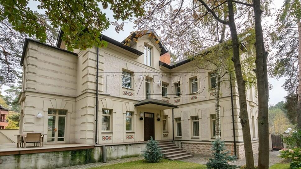 4-этажный коттедж 410 м² с отделкой