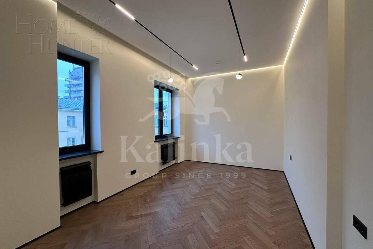 4-КОМН. АПАРТАМЕНТЫ С ОТДЕЛКОЙ 122.5 М² НА 5 ЭТАЖЕ