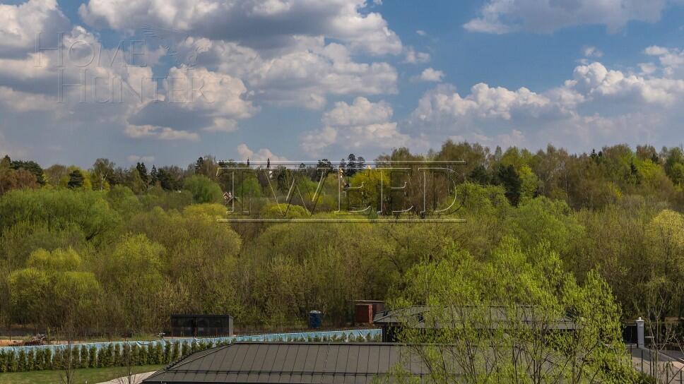3-этажный коттедж 650 м² без отделки