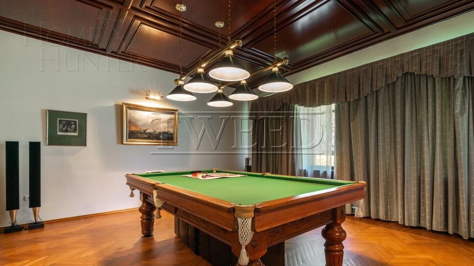 3-этажный коттедж 750 м² с отделкой