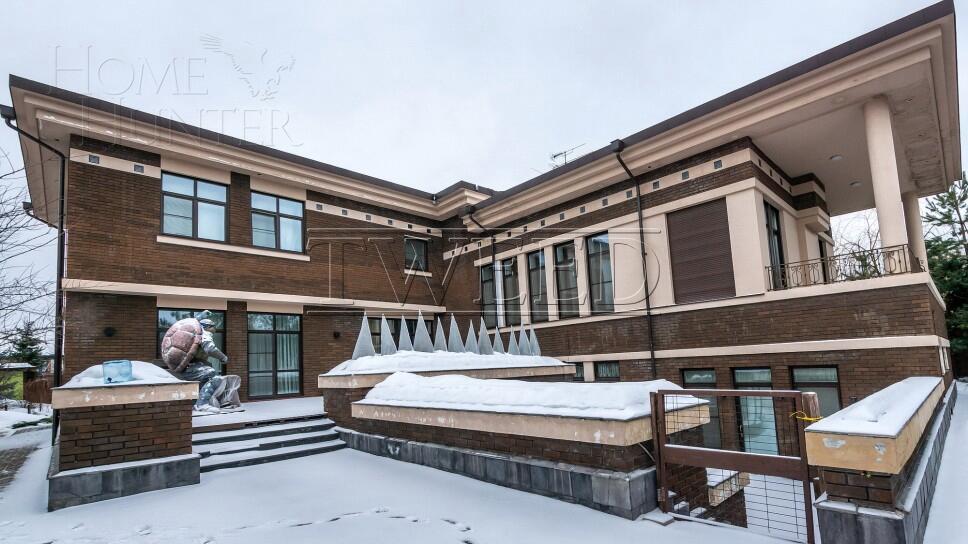 2-этажный коттедж 550 м² с отделкой