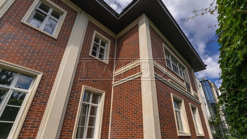 2-этажный коттедж 542.2 м² без отделки