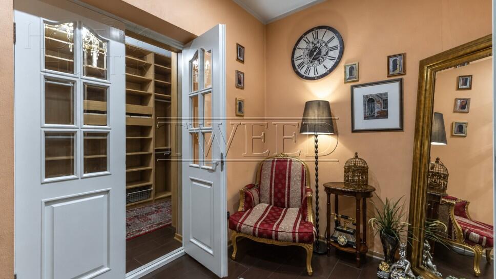 3-этажный коттедж 500 м² с отделкой