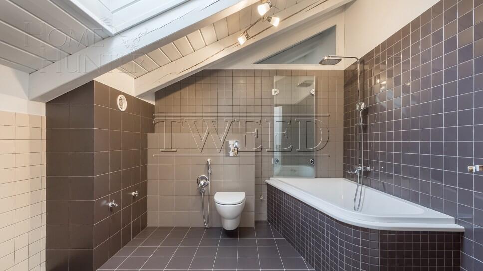 3-этажный коттедж 735 м² с отделкой