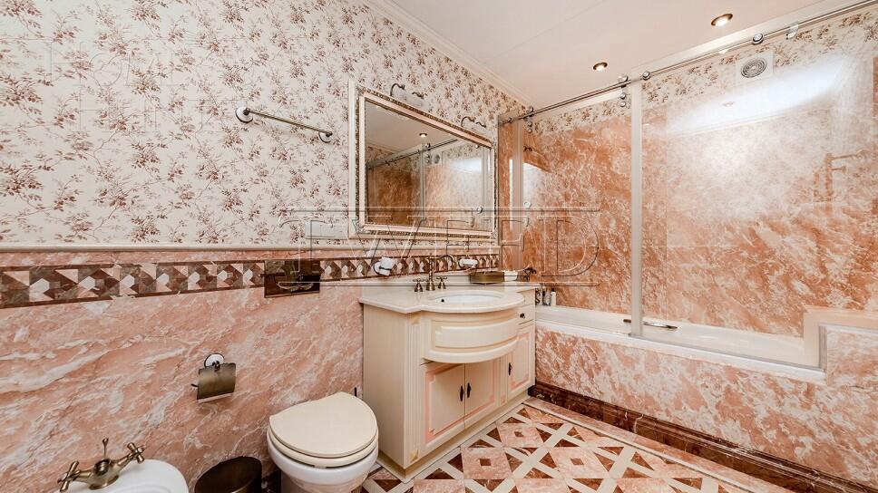2-этажный коттедж 1 800 м² с отделкой