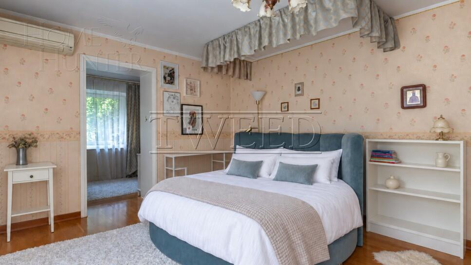 3-этажный коттедж 500 м² с отделкой