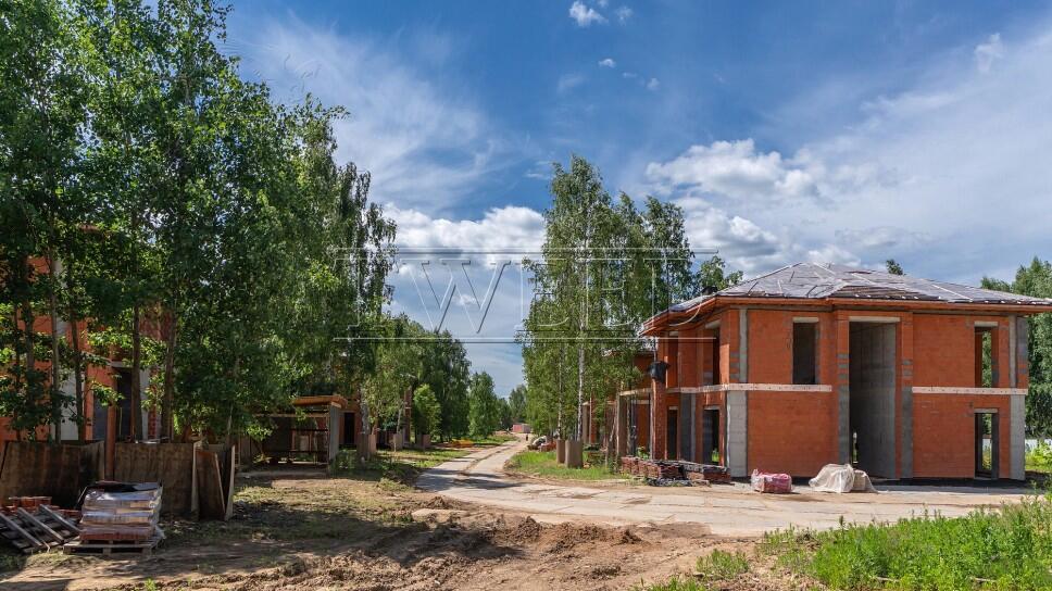 2-этажный коттедж 379.1 м² без отделки