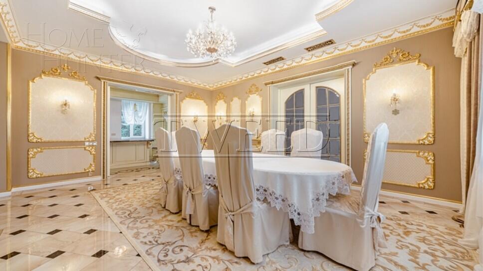 4-этажный коттедж 900 м² с отделкой