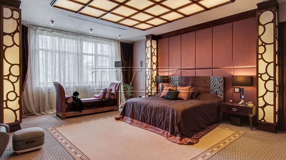3-этажный коттедж 800 м² с отделкой