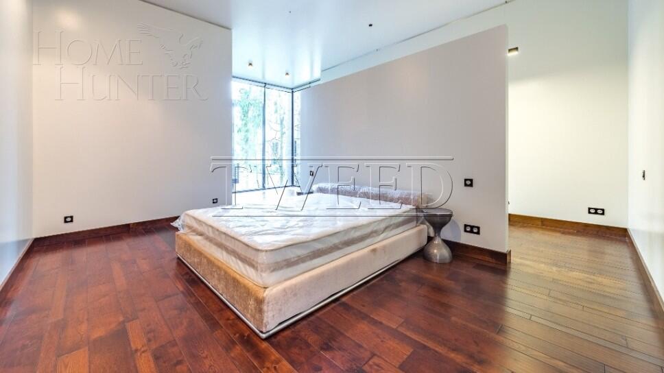 2-этажный коттедж 680 м² с отделкой