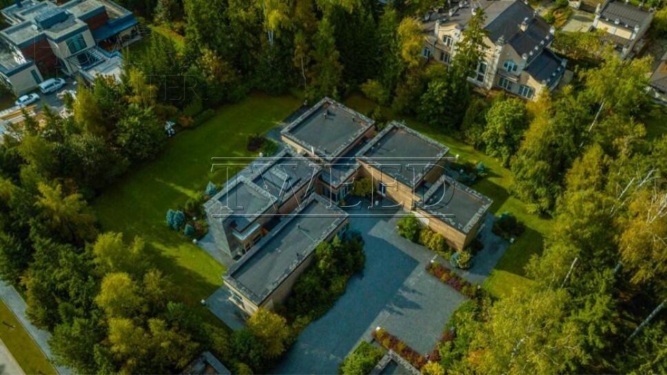 2-этажный коттедж 900 м² с отделкой