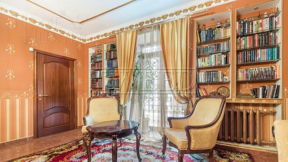 2-этажный коттедж 600 м² с отделкой