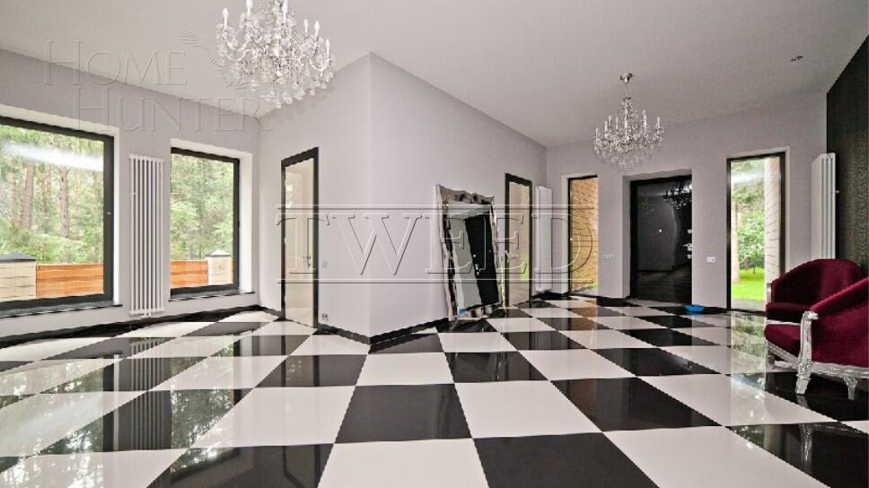 4-этажный коттедж 1 300 м² с отделкой
