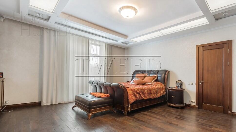 2-этажный коттедж 550 м² с отделкой