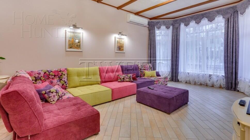 2-этажный коттедж 400 м² с отделкой
