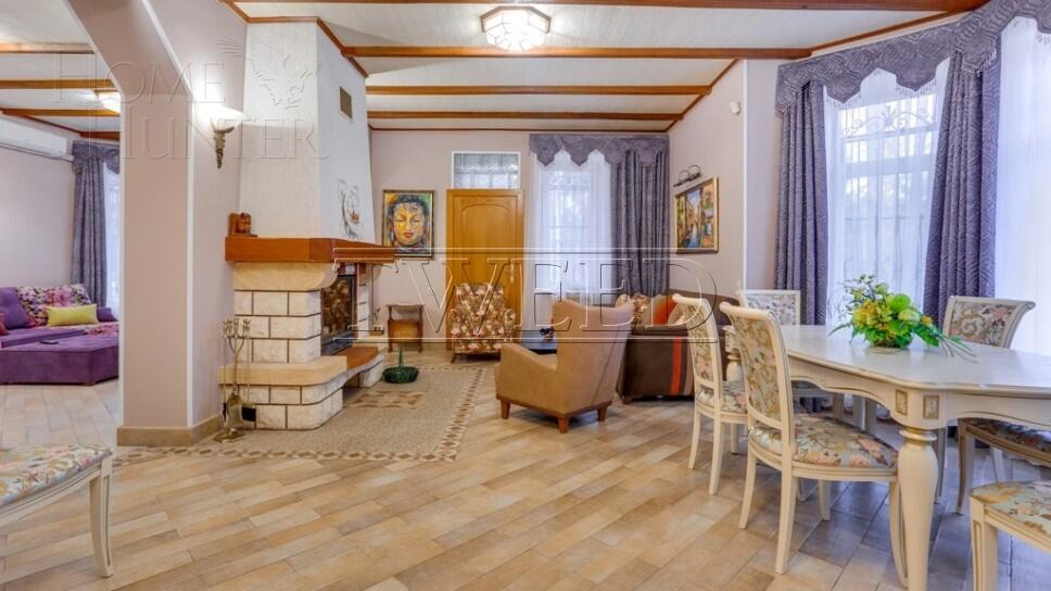 2-этажный коттедж 400 м² с отделкой