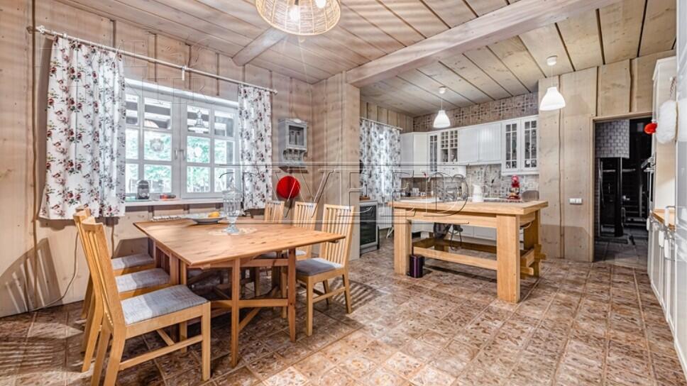 2-этажный коттедж 550 м² с отделкой
