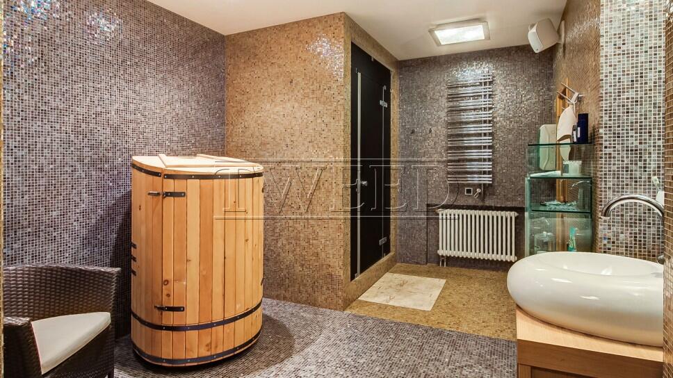 3-этажный коттедж 800 м² с отделкой