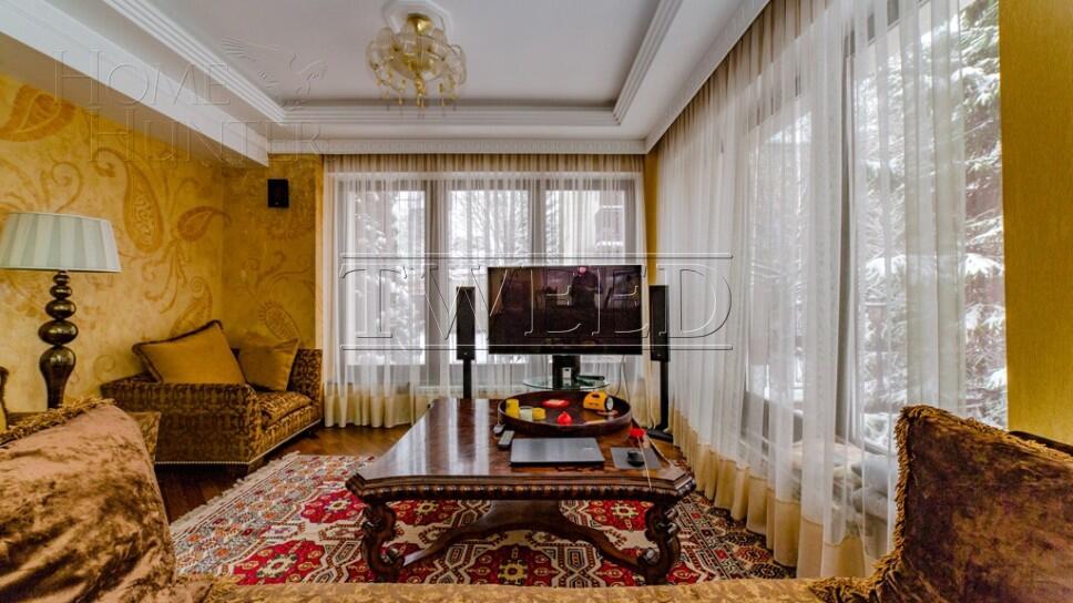 4-этажный коттедж 520 м² с отделкой