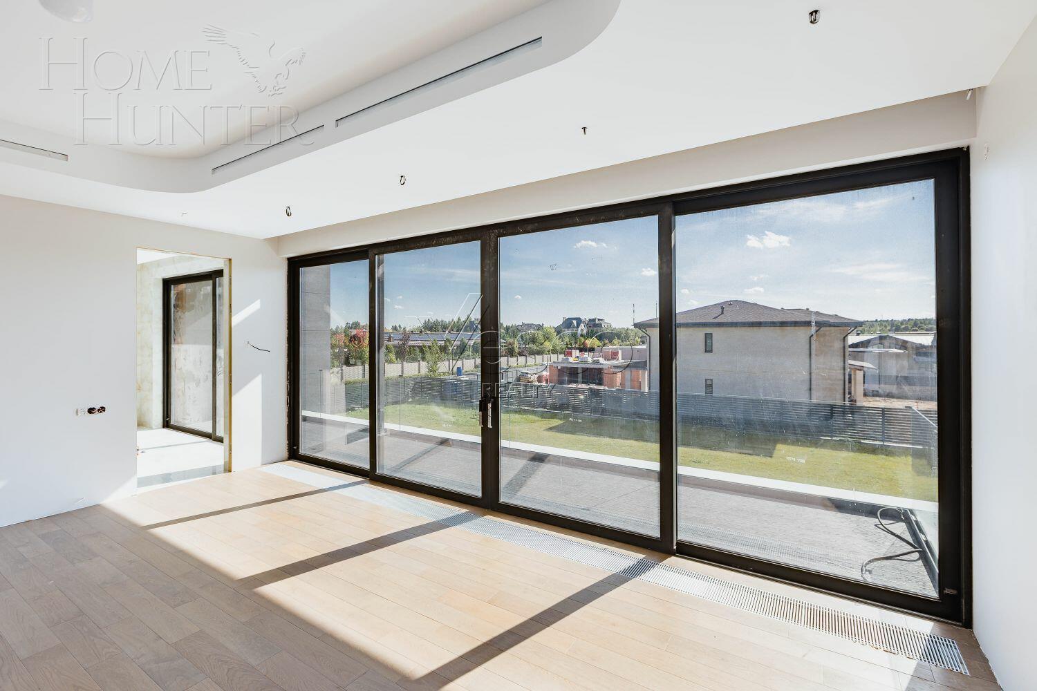 3-этажный коттедж 920 м² с отделкой