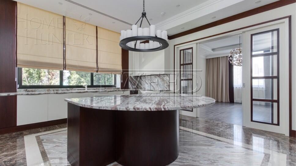 2-этажный коттедж 967.94 м² с отделкой