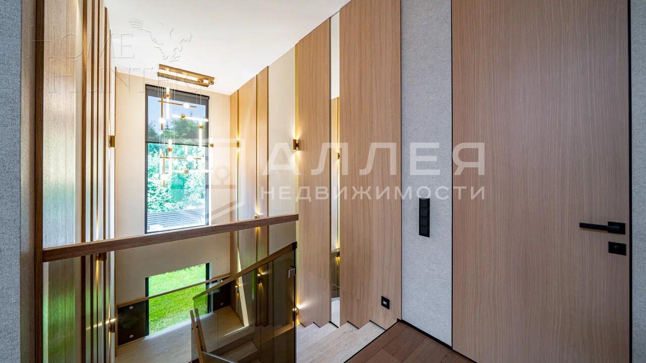 2-этажный коттедж 497 м² с отделкой