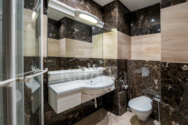 3-КОМН. КВАРТИРА С ОТДЕЛКОЙ 168.4 М² НА 8 ЭТАЖЕ