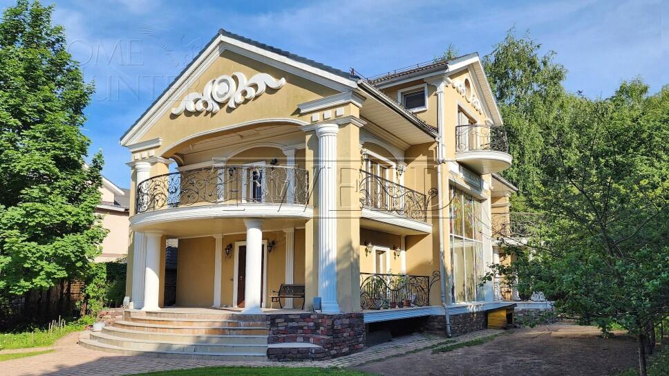 4-этажный коттедж 384.4 м² с отделкой