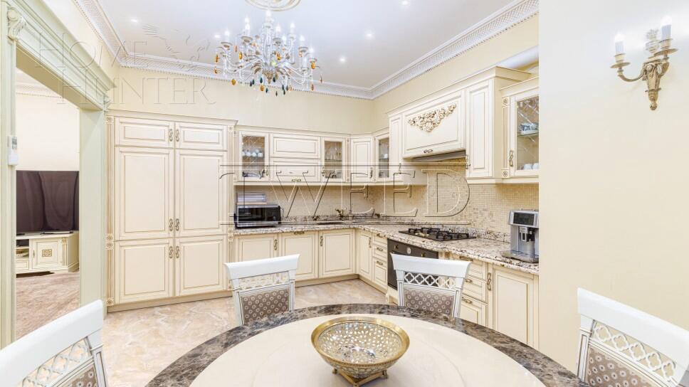 4-этажный коттедж 971.2 м² с отделкой
