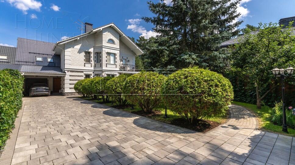 4-этажный коттедж 500 м² с отделкой