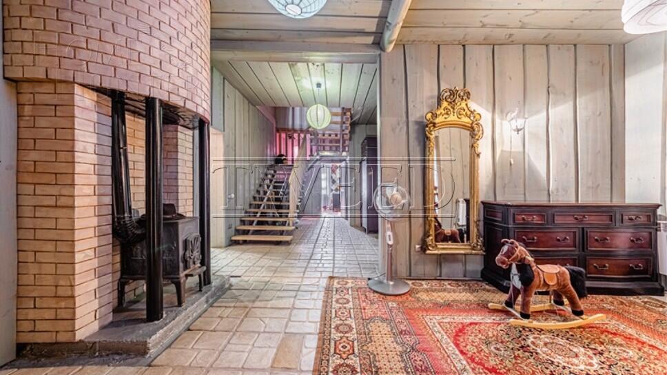 2-этажный коттедж 550 м² с отделкой