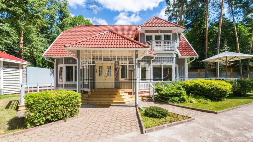 3-этажный коттедж 207.8 м² с отделкой