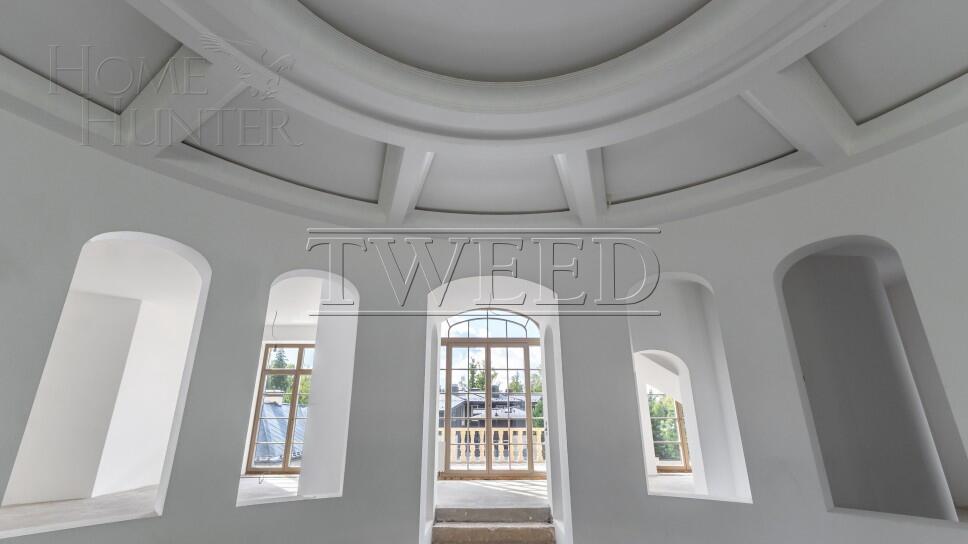 3-этажный коттедж 1 900 м² без отделки