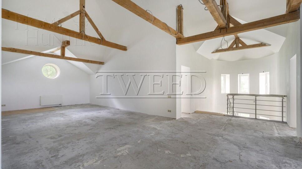 4-этажный коттедж 970 м² без отделки