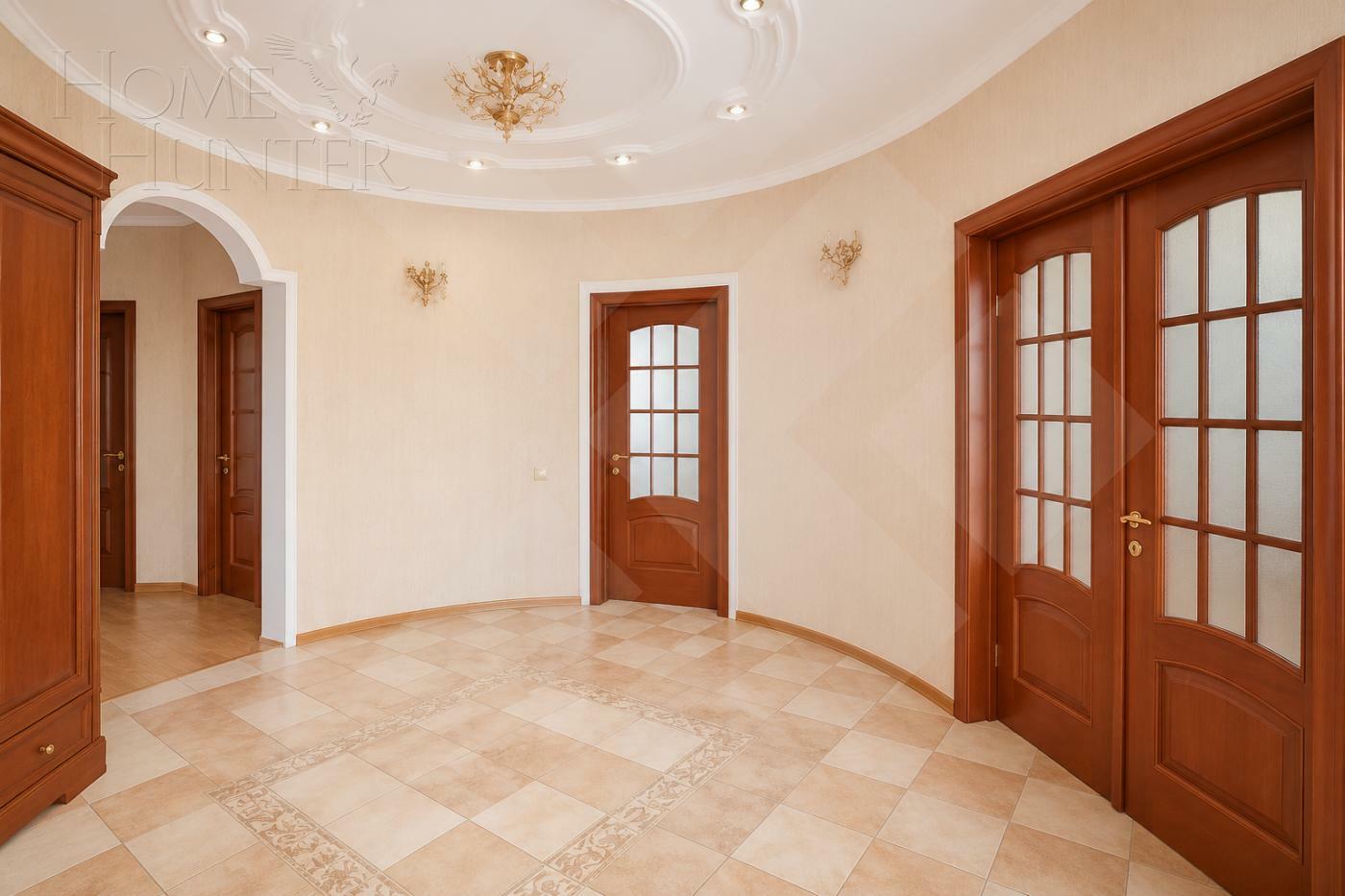 4-КОМН. КВАРТИРА С ОТДЕЛКОЙ 174 М² НА 4 ЭТАЖЕ
