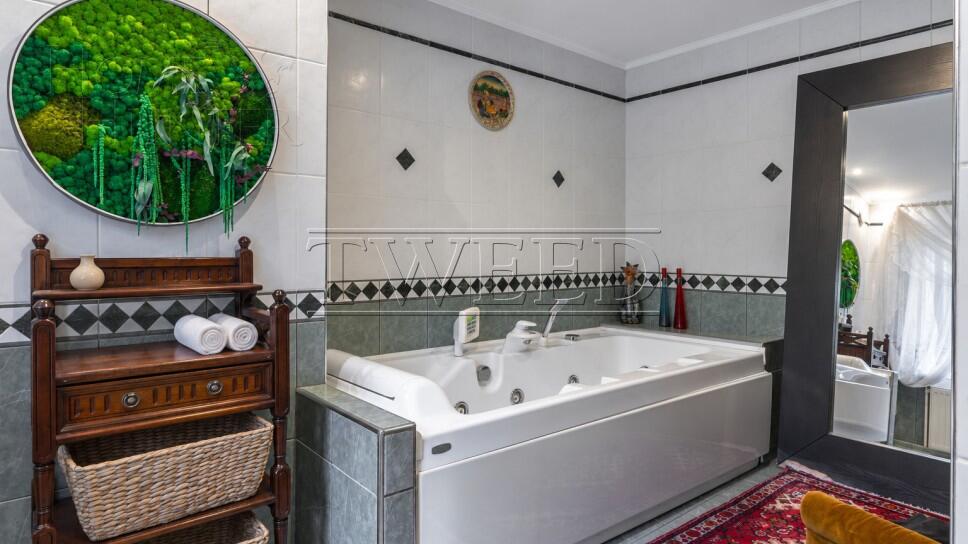 3-этажный коттедж 500 м² с отделкой