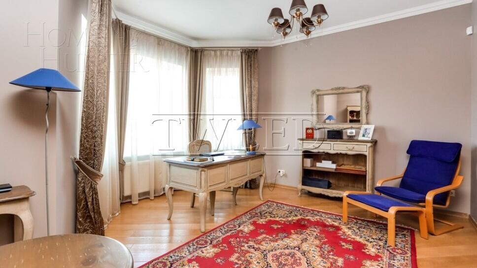 3-этажный коттедж 450 м² с отделкой